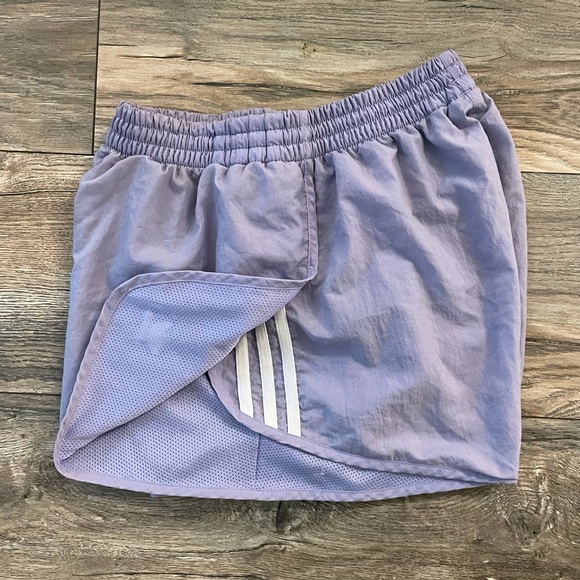 ADIDAS RUNNING SHORTS (S) - Picture 5 of 7